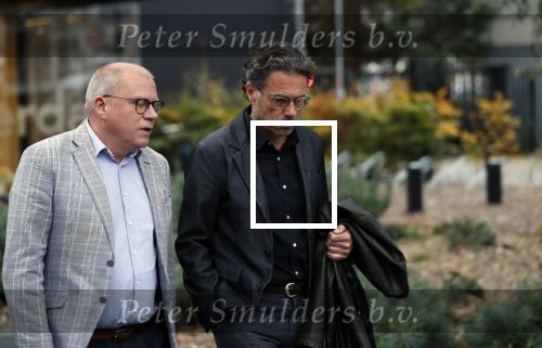 Amsterdam 15 november 2019
Rechtszaak Auke Kok versus de johan Cruijff foundation. Na zitting is de boekpresentatie in cafe op de middenweg.