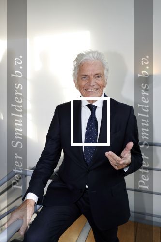 Utrecht 2 december 2019
eerste repetitiedag/lezing van Haal Het Doek Maar Op met oa 
Tony Neef
Jordy van Loon
Julia Berendse
Dook van Dijck
Willemijn Maandag
Jordy van Loon
Hans Cornelissen
Ria Valk en Ben Cramer