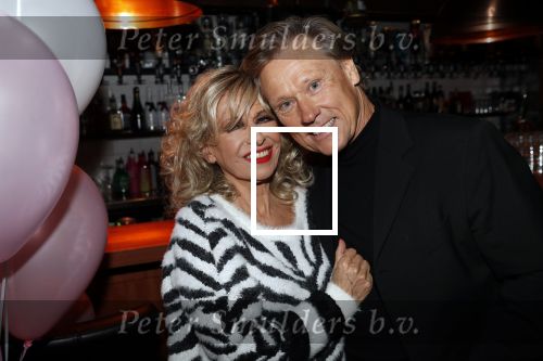 Aalsmeer 18 november 2019
Bonnie st Claire viert haar 70e verjaardag in de Praam in Aalsmeer. Bonnie met Rob v Nood