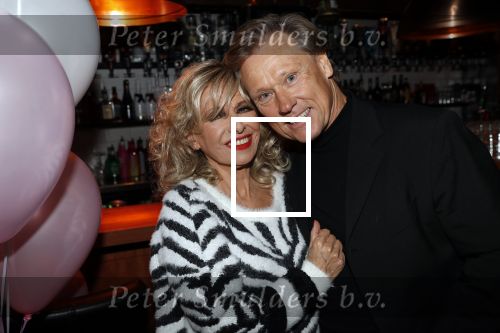 Aalsmeer 18 november 2019
Bonnie st Claire viert haar 70e verjaardag in de Praam in Aalsmeer. Bonnie met Rob v Nood