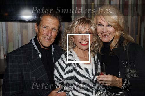 Aalsmeer 18 november 2019
Bonnie st Claire viert haar 70e verjaardag in de Praam in Aalsmeer. Bonnie met Saskia en Serge
