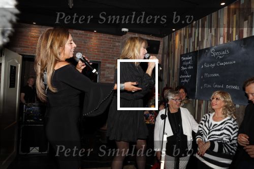 Aalsmeer 18 november 2019
Bonnie st Claire viert haar 70e verjaardag in de Praam in Aalsmeer.