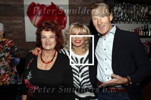 Aalsmeer 18 november 2019
Bonnie st Claire viert haar 70e verjaardag in de Praam in Aalsmeer. Bonnie met Imca Marina en Rini v d Lee