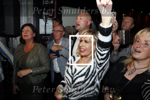 Aalsmeer 18 november 2019
Bonnie st Claire viert haar 70e verjaardag in de Praam in Aalsmeer.