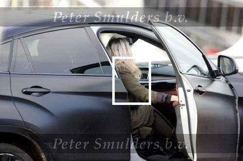 Schiphol 29 november 2019
Andre Hazes en zijn neef/vriend Djarno Hofland arriveren op schiphol nadat ze samen in New York NY zijn geweest. Bridget Maasland haalt hem op met de BMW X6 van Andre. Ze stond buiten te wachten