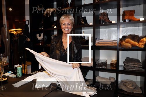 Amsterdam 27 november 2019
Opening winkel Modetheater By Caroline V Eeden van Chateau Meiland bij 9 straatjes.