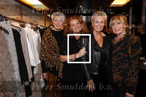 Amsterdam 27 november 2019
Opening winkel Modetheater By Caroline V Eeden van Chateau Meiland bij 9 straatjes.