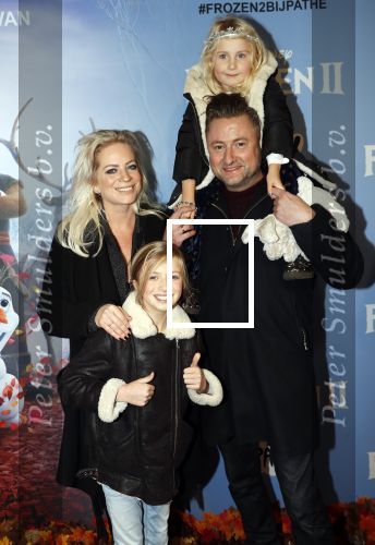 Amsterdam 16 november 2019
Premiere Frozen 2 in Tuschinski. Dennis Weening met vrouw en kinderen