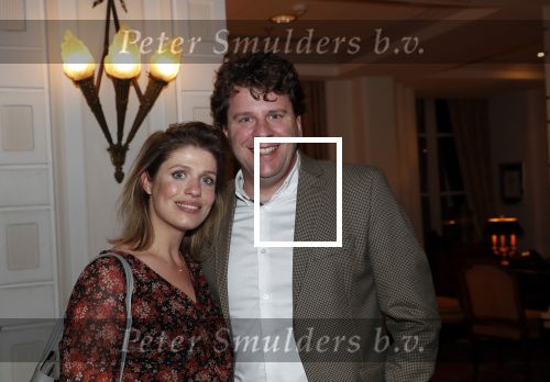 Amsterdam 25 november 2019
Boekpresentatie Victor Mids en Oscar Verpoort ( MINDFUCK) in het Amstel Hotel . Hans Kazan krijgt het eerste exemplaar. Dominic Seldis met zijn vrouw