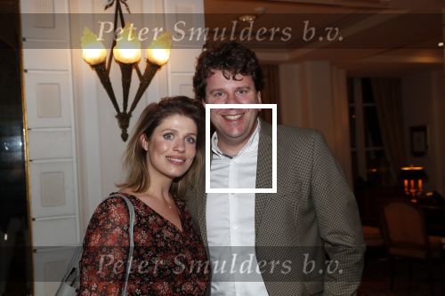 Amsterdam 25 november 2019
Boekpresentatie Victor Mids en Oscar Verpoort ( MINDFUCK) in het Amstel Hotel . Hans Kazan krijgt het eerste exemplaar. Dominic Seldis met zijn vrouw