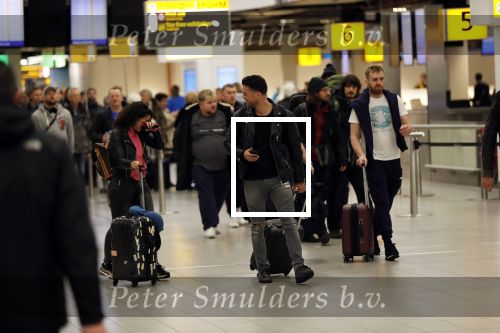Schiphol 29 november 2019
Fajah Lourens gaat met haar nieuwe vriend Daan op vakantie naar Portugal