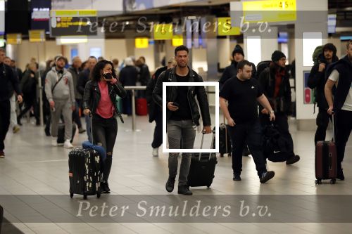 Schiphol 29 november 2019
Fajah Lourens gaat met haar nieuwe vriend Daan op vakantie naar Portugal