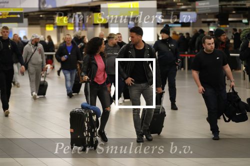 Schiphol 29 november 2019
Fajah Lourens gaat met haar nieuwe vriend Daan op vakantie naar Portugal