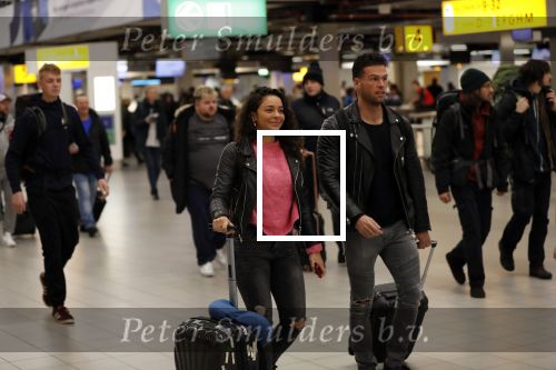 Schiphol 29 november 2019
Fajah Lourens gaat met haar nieuwe vriend Daan op vakantie naar Portugal