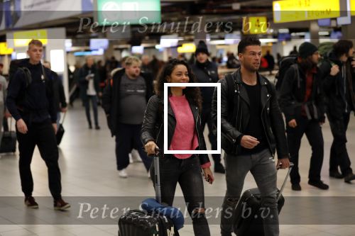 Schiphol 29 november 2019
Fajah Lourens gaat met haar nieuwe vriend Daan op vakantie naar Portugal