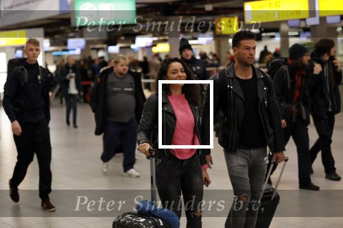 Schiphol 29 november 2019
Fajah Lourens gaat met haar nieuwe vriend Daan op vakantie naar Portugal