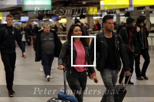 Schiphol 29 november 2019
Fajah Lourens gaat met haar nieuwe vriend Daan op vakantie naar Portugal