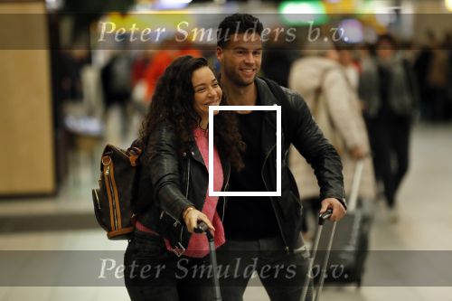 Schiphol 29 november 2019
Fajah Lourens gaat met haar nieuwe vriend Daan op vakantie naar Portugal