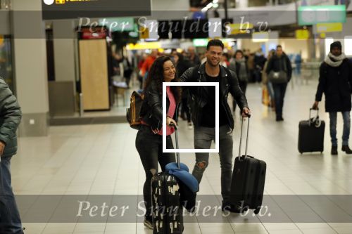 Schiphol 29 november 2019
Fajah Lourens gaat met haar nieuwe vriend Daan op vakantie naar Portugal