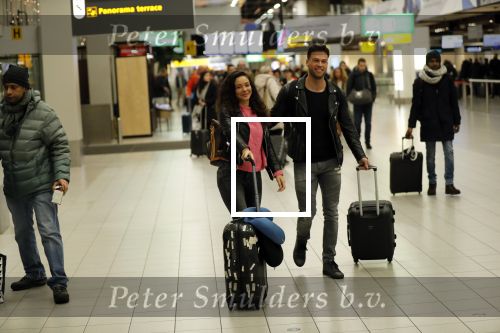 Schiphol 29 november 2019
Fajah Lourens gaat met haar nieuwe vriend Daan op vakantie naar Portugal