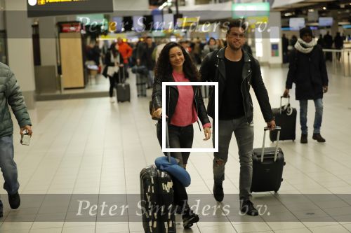 Schiphol 29 november 2019
Fajah Lourens gaat met haar nieuwe vriend Daan op vakantie naar Portugal