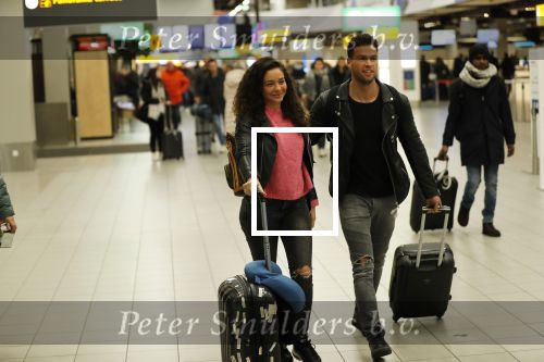 Schiphol 29 november 2019
Fajah Lourens gaat met haar nieuwe vriend Daan op vakantie naar Portugal