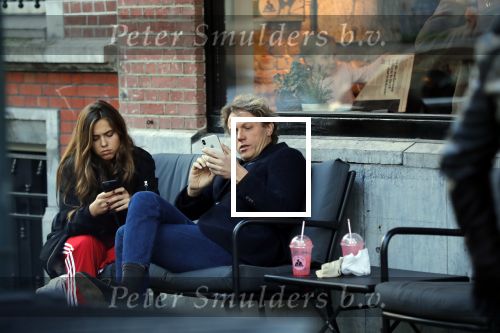 Amsterdam 30 november 2019
Fokke de Jong ( eigenaar Suit supply) met zijn dochter op terras