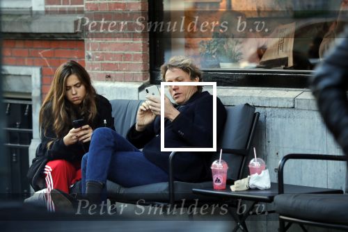 Amsterdam 30 november 2019
Fokke de Jong ( eigenaar Suit supply) met zijn dochter op terras