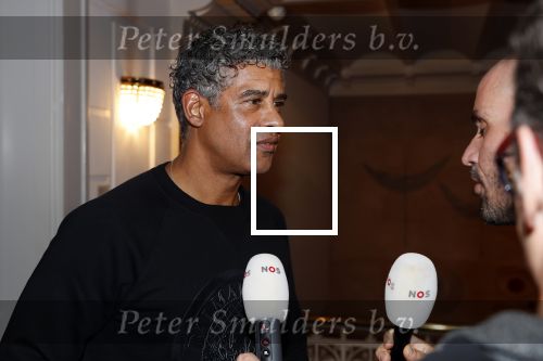 Amsterdam 2 december 2019
Boep presentatie Marco v Basten in de stadsschouwburg van Amsterdam.
Frank Rijkaard kwam met zijn vrouw Stephanie