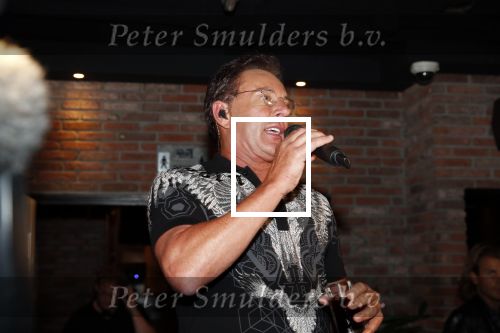 Aalsmeer 18 november 2019
Bonnie st Claire viert haar 70e verjaardag in de Praam in Aalsmeer. Gerard Joling