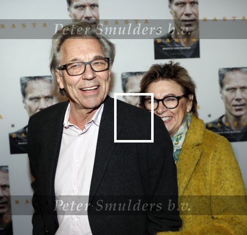 Amsterdam 2 december 2019
Boep presentatie Marco v Basten in de stadsschouwburg van Amsterdam. jan Mulder met zijn vrouw