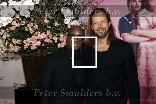 Amsterdam 3 december 2019
Premiere Nationaal Ballet / opera in de stopera. Jerrel Houtsnee met zijn partner