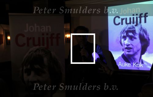 Amsterdam 15 november 2019
Rechtszaak Auke Kok versus de johan Cruijff foundation. Na zitting is de boekpresentatie in cafe op de middenweg.