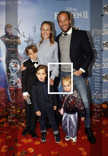 Amsterdam 16 november 2019
Premiere Frozen 2 in Tuschinski. Kimberley Klaver en partner Michel van den Bergh en zijn kinderen