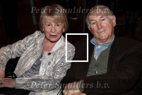 Schiedam 24 november 2019
Premiere show Gerard Cox in theater van Schiedam . Koos Postema kwam met zijn vrouw en dochter