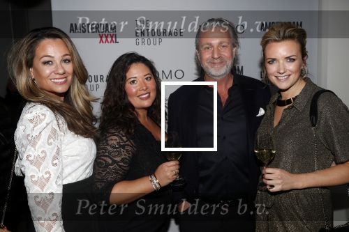 Amsterdam 3 december 2019
Presentatie Amsterdam XXXL in Momo. Laurien Verstraten