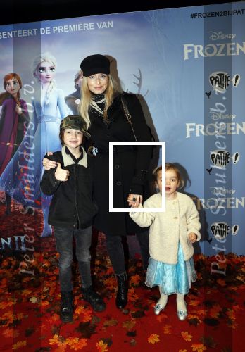 Amsterdam 16 november 2019
Premiere Frozen 2 in Tuschinski. Lucy Woesthoff met twee van haar kinderen
