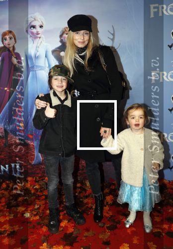 Amsterdam 16 november 2019
Premiere Frozen 2 in Tuschinski. Lucy Woesthoff met twee van haar kinderen