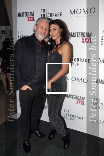 Amsterdam 3 december 2019
Presentatie Amsterdam XXXL in Momo. Mark Teurlings met zijn nieuwe vriendin