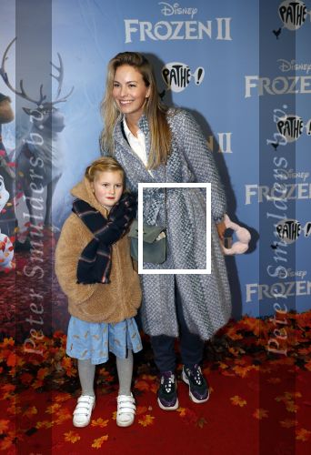 Amsterdam 16 november 2019
Premiere Frozen 2 in Tuschinski. Melissa Drost en haar dochter