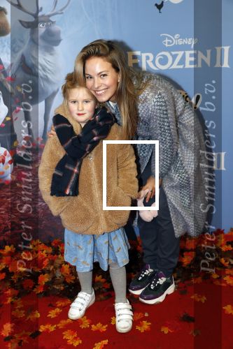 Amsterdam 16 november 2019
Premiere Frozen 2 in Tuschinski. Melissa Drost en haar dochter
