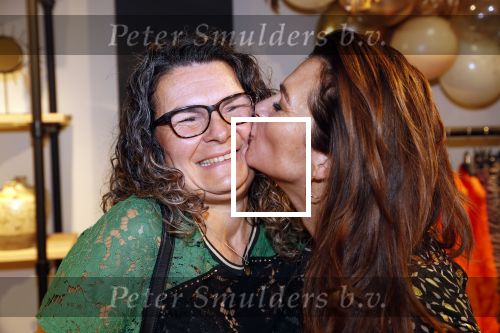 Beverwijk 23 november 2019
Opening winkel van Moise Trustfull in het centrum van Beverwijk.
Haar vader Orlando en moeder Quinty zijn natuurlijk aanwezig.