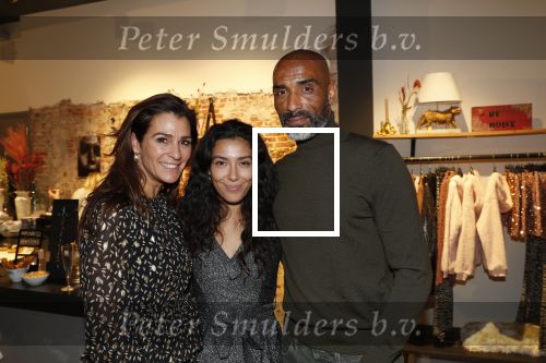 Beverwijk 23 november 2019
Opening winkel van Moise Trustfull in het centrum van Beverwijk.
Haar vader Orlando en moeder Quinty zijn natuurlijk aanwezig.