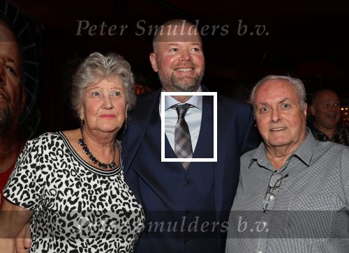 Rijswijk, 19 November 2019
Uitreiking boek Raymond v Barneveld
Raymond v Barneveld met ouders