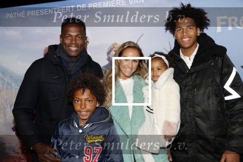 Amsterdam 16 november 2019
Premiere Frozen 2 in Tuschinski. Remy Bonjasky met vrouw en kinderen