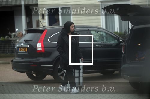 Vinkeveen 15 november 2019
Roxeanne Hazes en Erik Zwennes vertrekken bij hun huis.