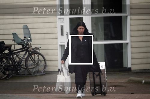 Vinkeveen 15 november 2019
Roxeanne Hazes en Erik Zwennes vertrekken bij hun huis.