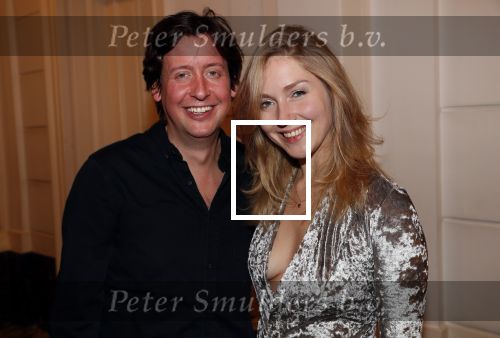 Amsterdam 25 november 2019
Boekpresentatie Victor Mids en Oscar Verpoort ( MINDFUCK) in het Amstel Hotel . Hans Kazan krijgt het eerste exemplaar. Steven Kazan met zijn vrouw Jamie Kames