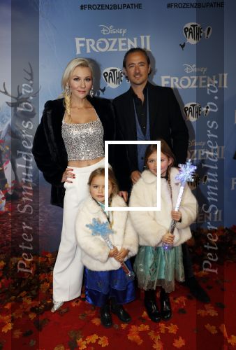Amsterdam 16 november 2019
Premiere Frozen 2 in Tuschinski. Susanna Klibansky met man Louis en hun kinderen