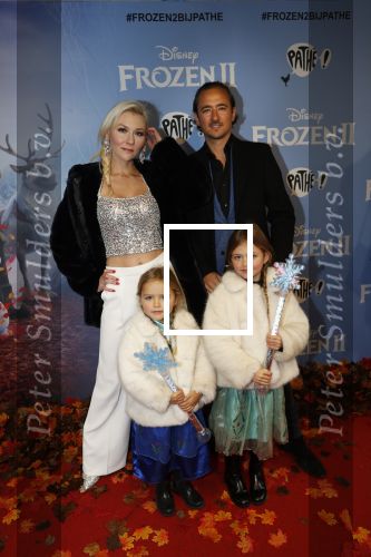 Amsterdam 16 november 2019
Premiere Frozen 2 in Tuschinski. Susanna Klibansky met man Louis en hun kinderen